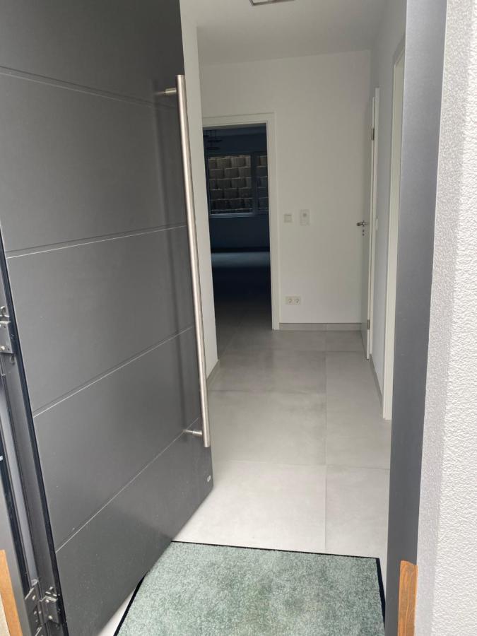 Charmante Ferienwohnung-Neubau- Taunusstein Exterior foto